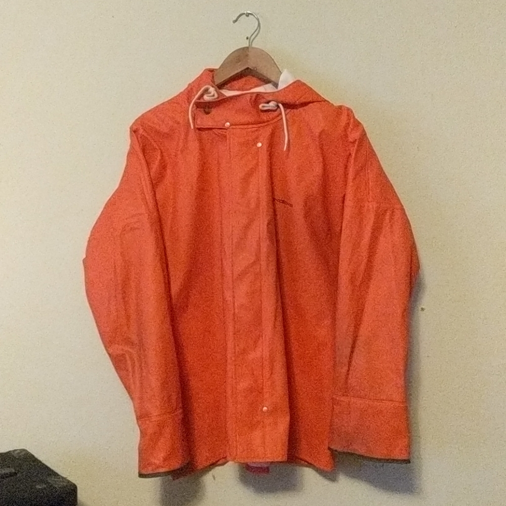 Grundens commercial fishing waterproof rain jacket